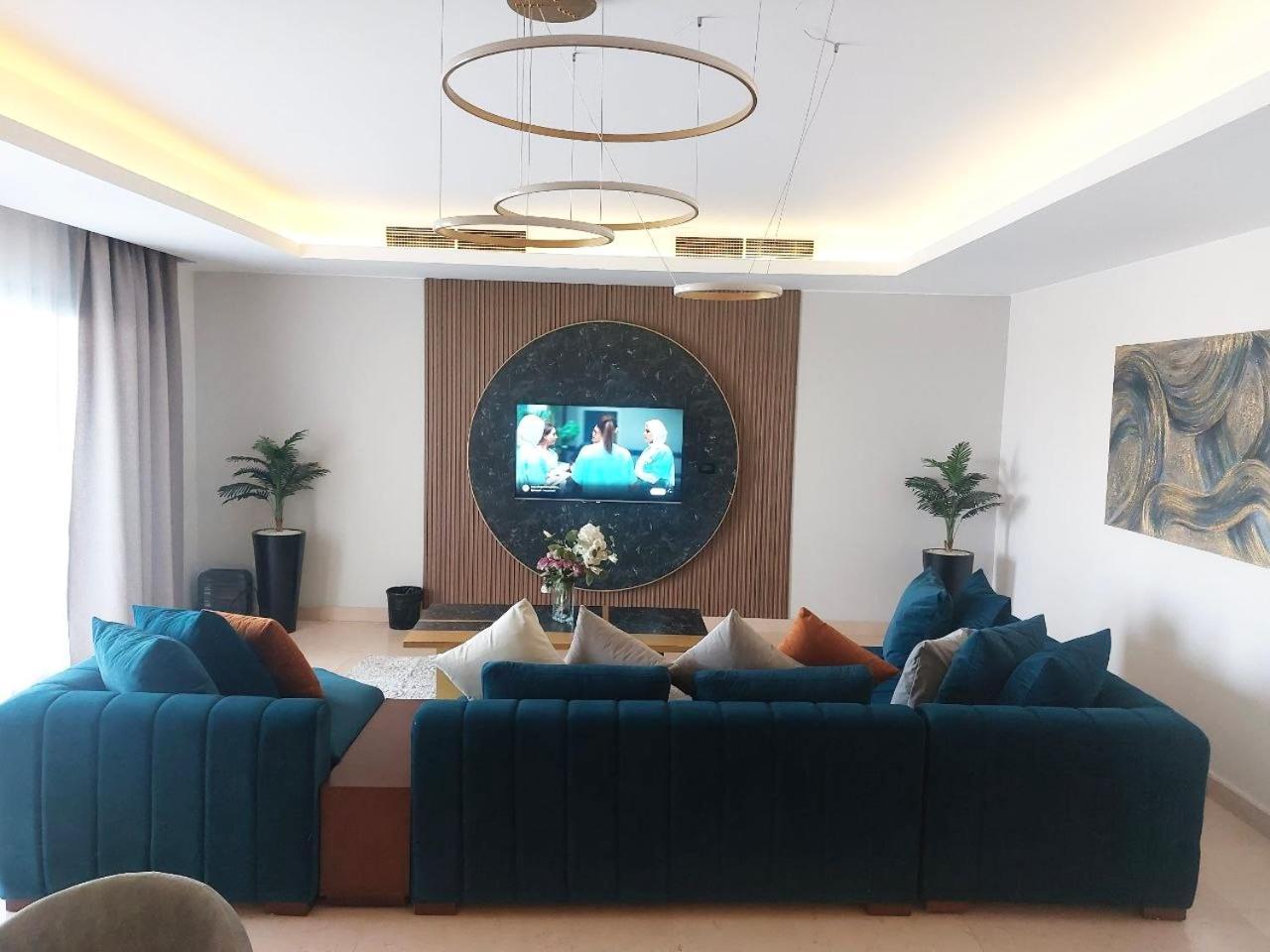 Festival Apartment *